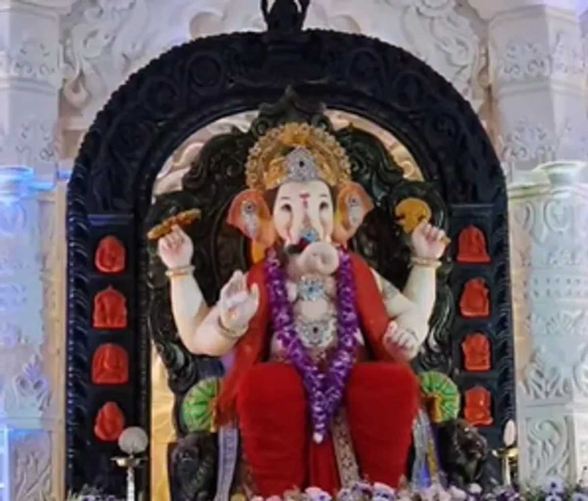 पटना में विराजमान हुए गणपति बप्पा, मूर्ति की कीमत 30 लाख रुपए से ज्यादा